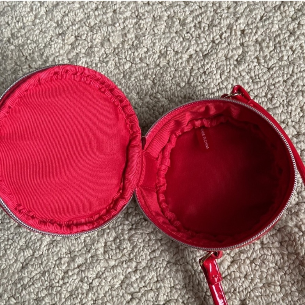 Marc Jacobs Vibrant Red Crossbody Bag Modern Minimalist Design - Picture 6 of 12